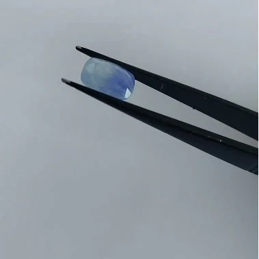 Blue Sapphire - 7.44 Carats - Image 2