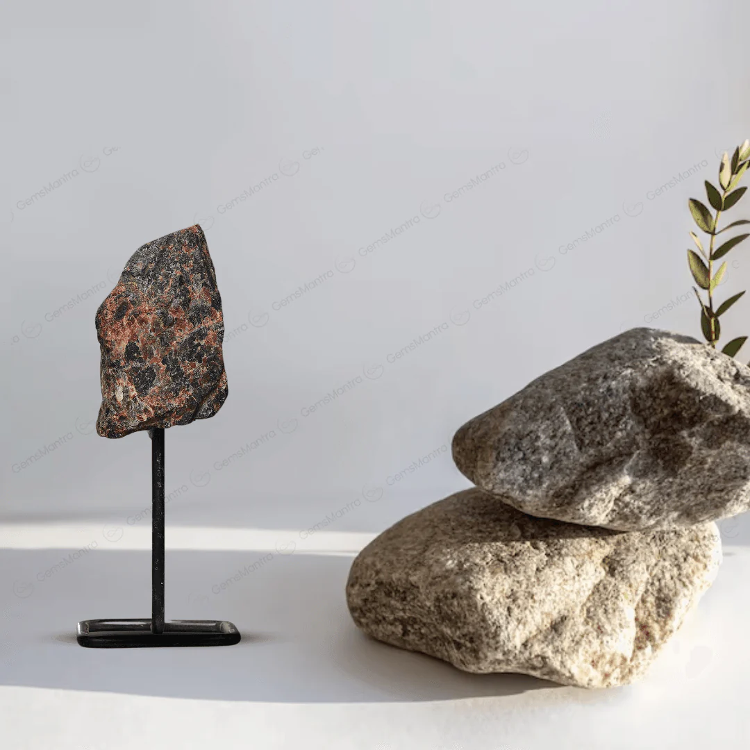 Garnet Raw Stone Stand - Image 2