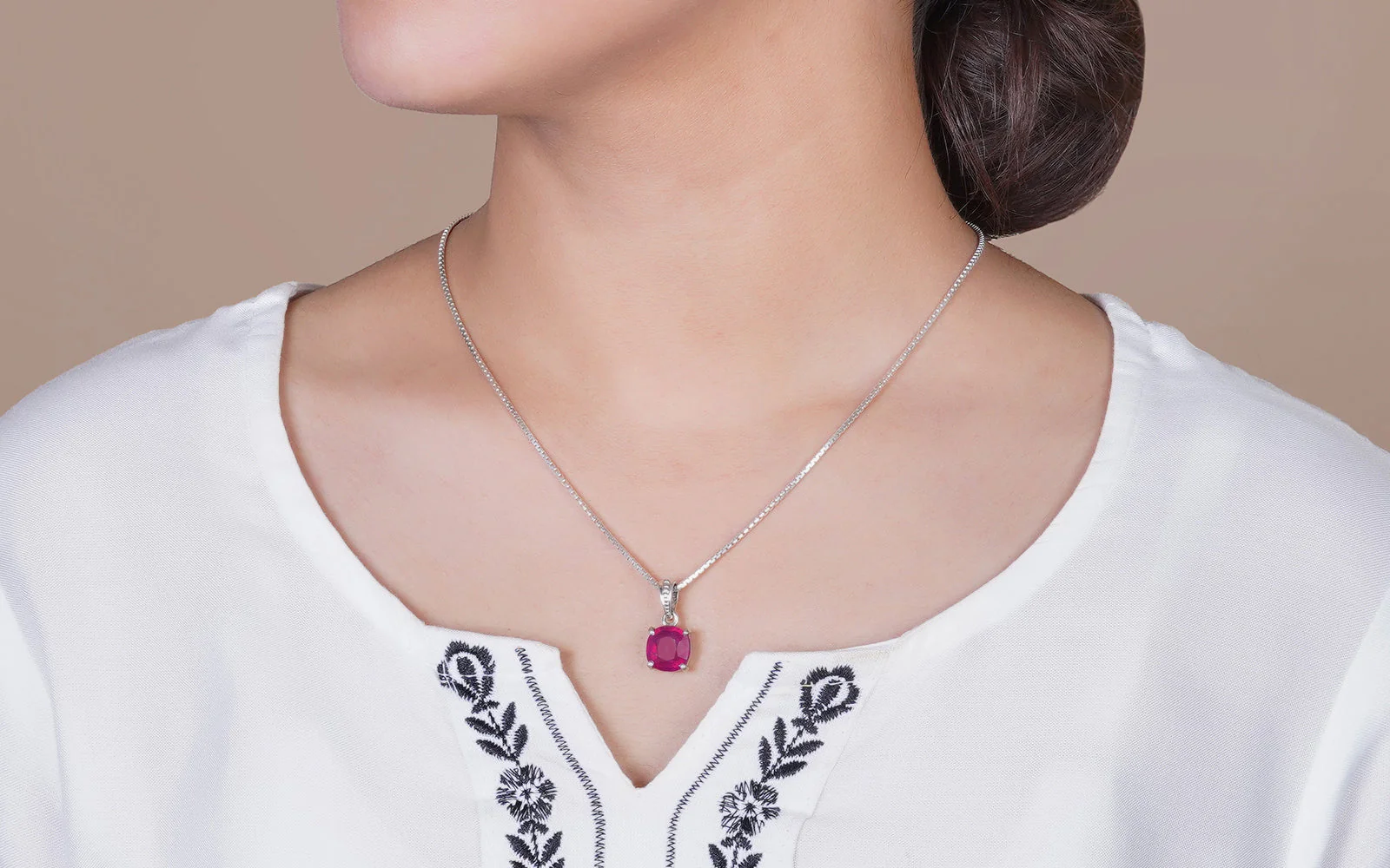 Glass Filled Ruby Pendant - 8.47 Carats - Image 3