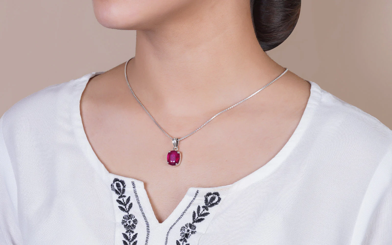 Glass Filled Ruby Pendant - 9.1 Carats - Image 3