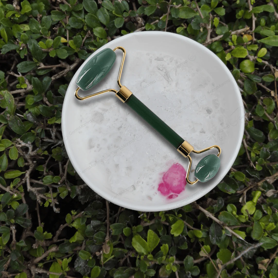 Green Jade Massage Roller - Image 2