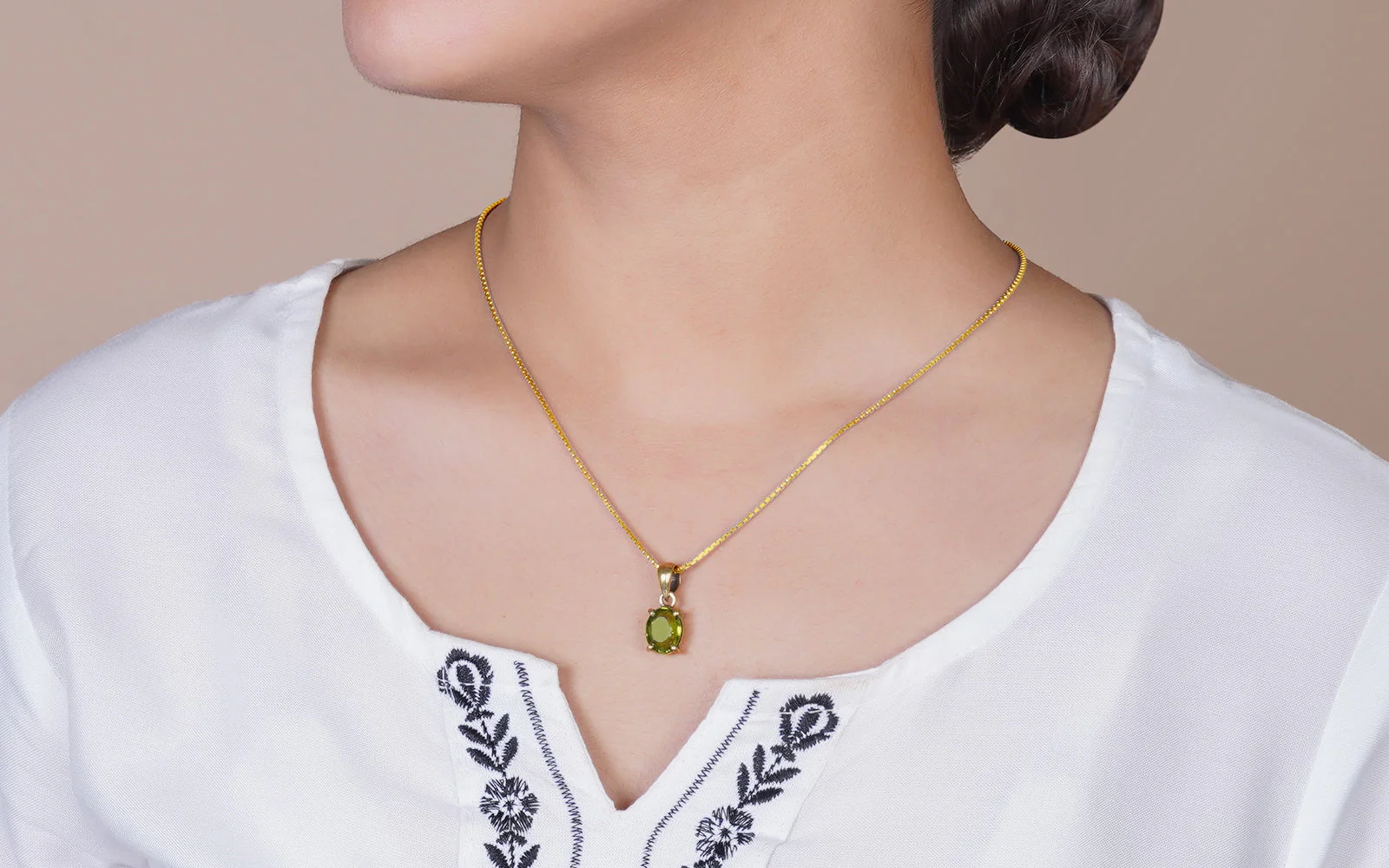 Peridot Pendant - 4.53 Carats - Image 3