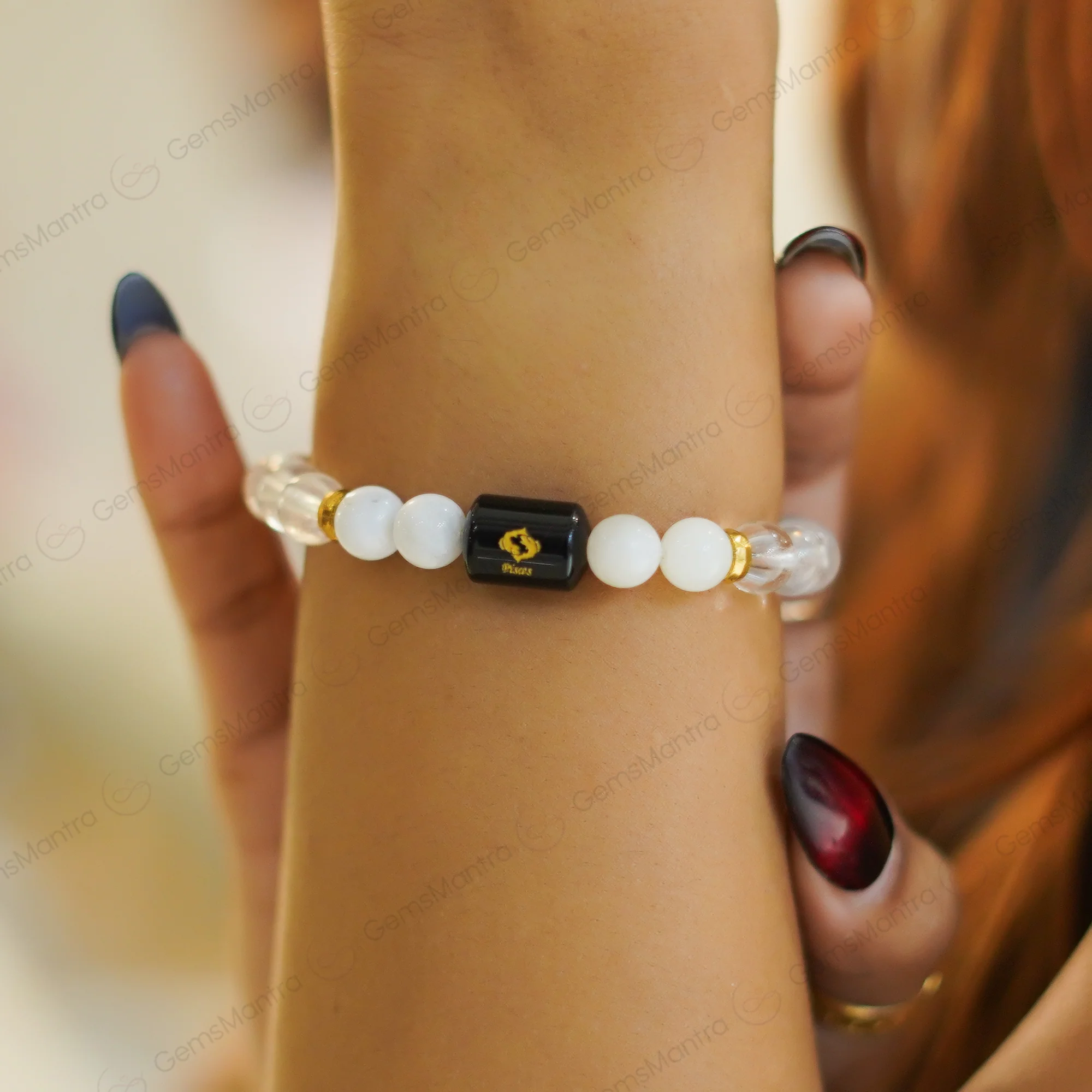 Pisces Zodiac Meen Rashi Bracelet with Amethyst & Aquamarine - Image 5